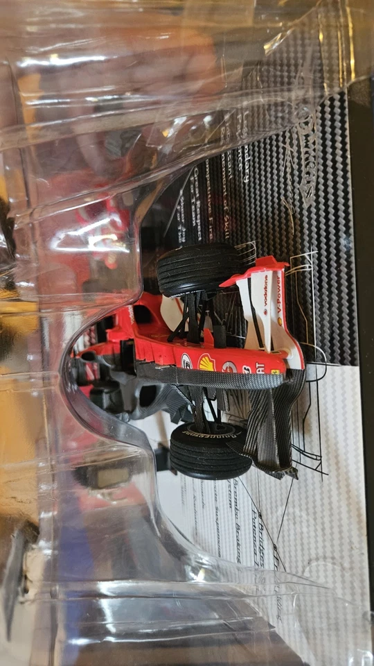 Hot Wheels Ferrari 248 F1 Schumacher 2006 ANATOMY CHAMPION 1/18  - Immagine 2 di 3