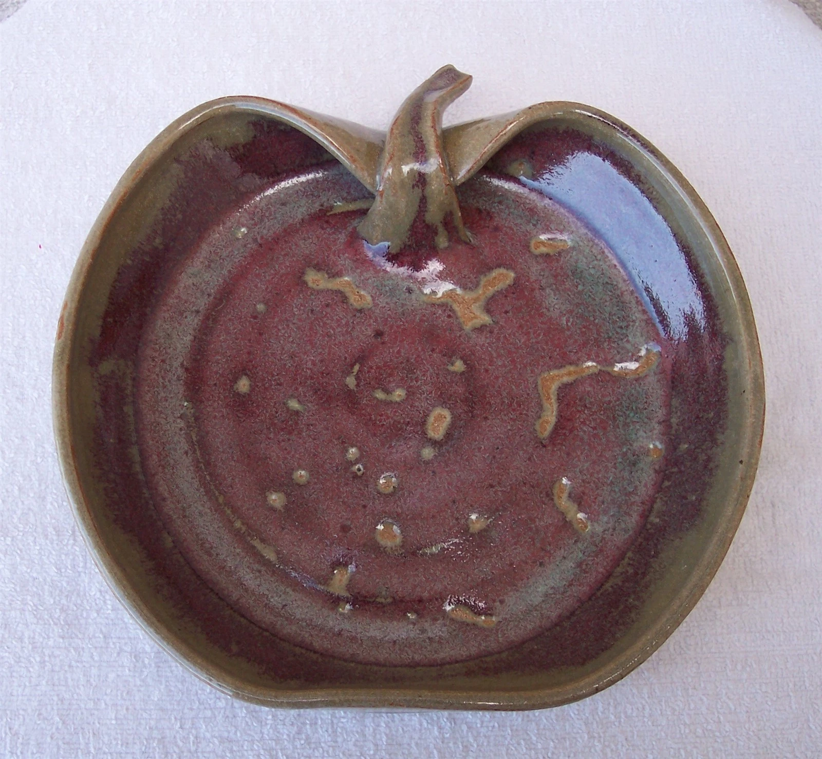 Handmade Studio Pottery Apple pie dish plate bowl cottagecore Artist Signed