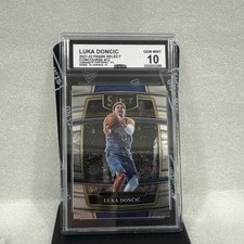 Panini Select 2021-22 Luka Dončić #12 CGC 10 Concourse Dallas Mavericks