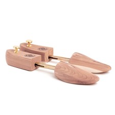 Cobbler's Choice Cedar Shoe Tree - Made With All Natural Aromatic Cedar Wood