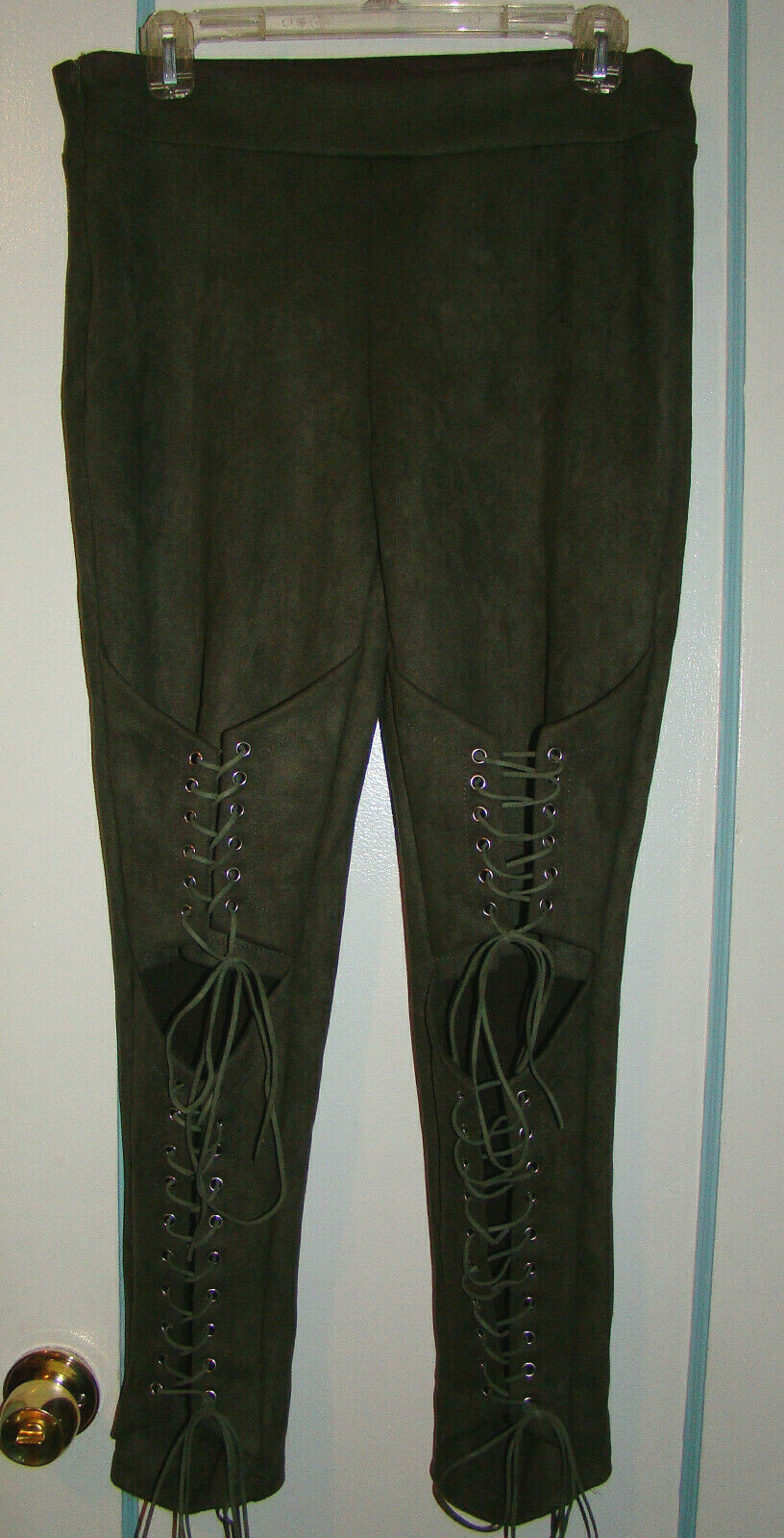 Picture 1 of 6