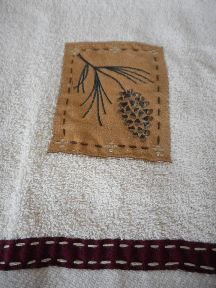 Toalla con punta de dedo Bacova PINE CONO **NUEVA con etiqueta** Pine Ridge Foto 2 de 4