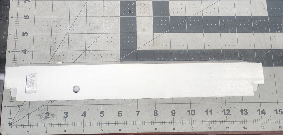 GE GENERAL ELECTRIC BIAX F27BX/SPX35/RS F24BX/835 4-Pin Light Bulb [C6S3] - Image 2 of 4