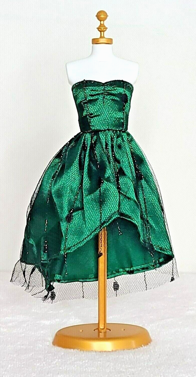 Green Barbie Doll " Sleeveless Beautiful Party Dresses". | eBay Green Barbie Doll " Sleeveless Beautiful Party Dresses". | eBay