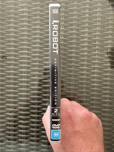 I, ROBOT: DEFINITIVE EDITION (2-DISC SET) (2004) WILL SMITH BRIDGET MOYNAHAN - Picture 3 of 8