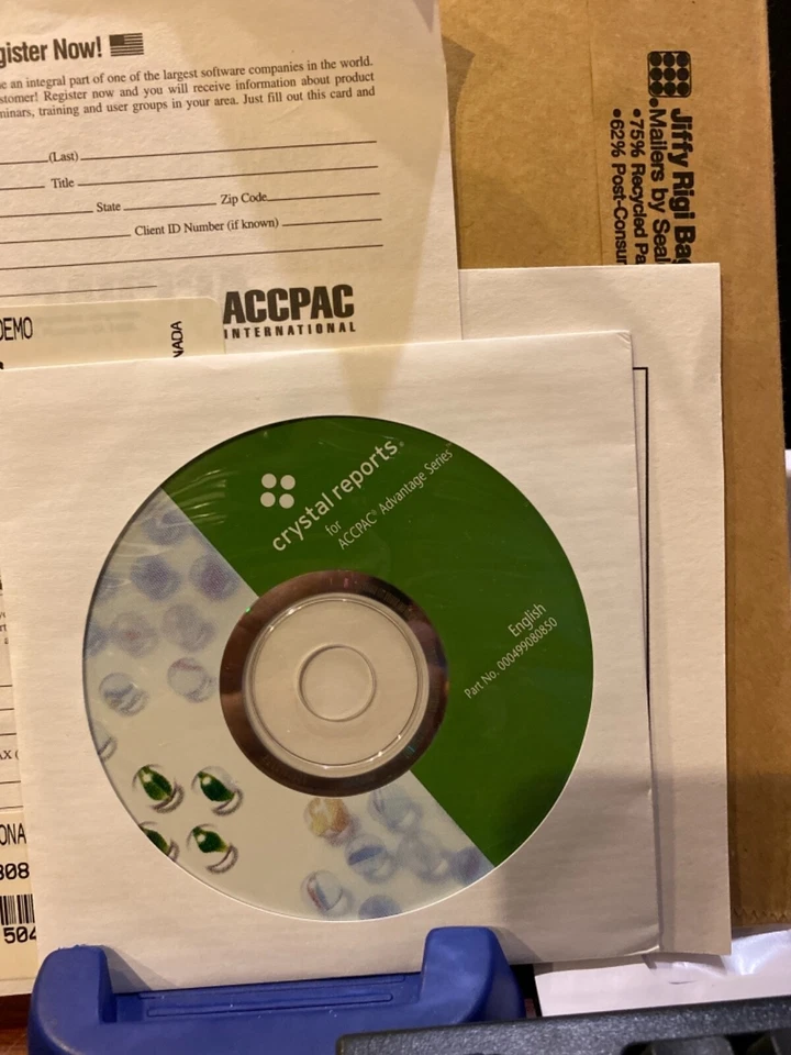 NEW Seagate Crystal Reports Professional for ACCPAC Advantage Series Version 8.5 - Image 2 of 3