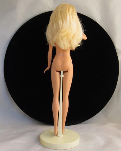 Mattel Doll Nude Blonde Career Barbie Bent Arm Straight Legs for OOAK Redress - Picture 6 of 8