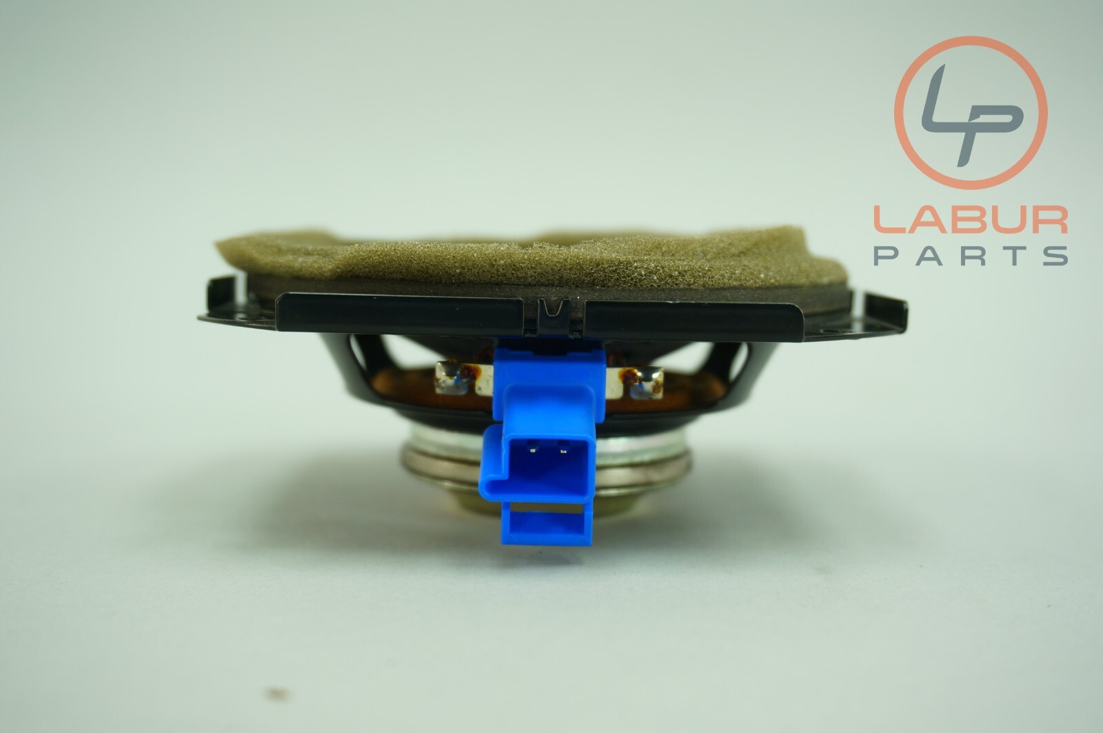 M139 08-19 Maserati Quattroporte GranTurismo Rear Deck Shelf Loud Speaker K092