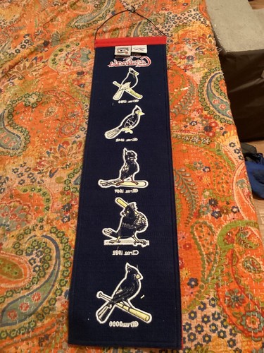 ST LOUIS CARDINALS, BANNER RACHA GANADORA 8"x32" COLECCIÓN COOPERSTOWN/P&H gratis - Imagen 4 de 6