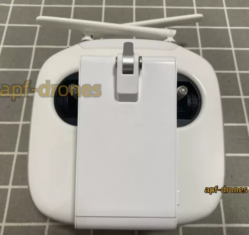 DJI Phantom 4 Pro V2.0 Transmitter Remote Controller - GL300L - Picture 4 of 8