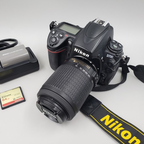 Nikon D700 Digital SLR Camera Nikon AF-S DX Nikkor 55-200mm 4-5.6 VR Lens - Picture 12 of 19