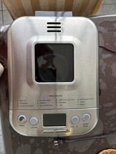 Cuisinart CBK-110 Compact Bread Maker Stainle...