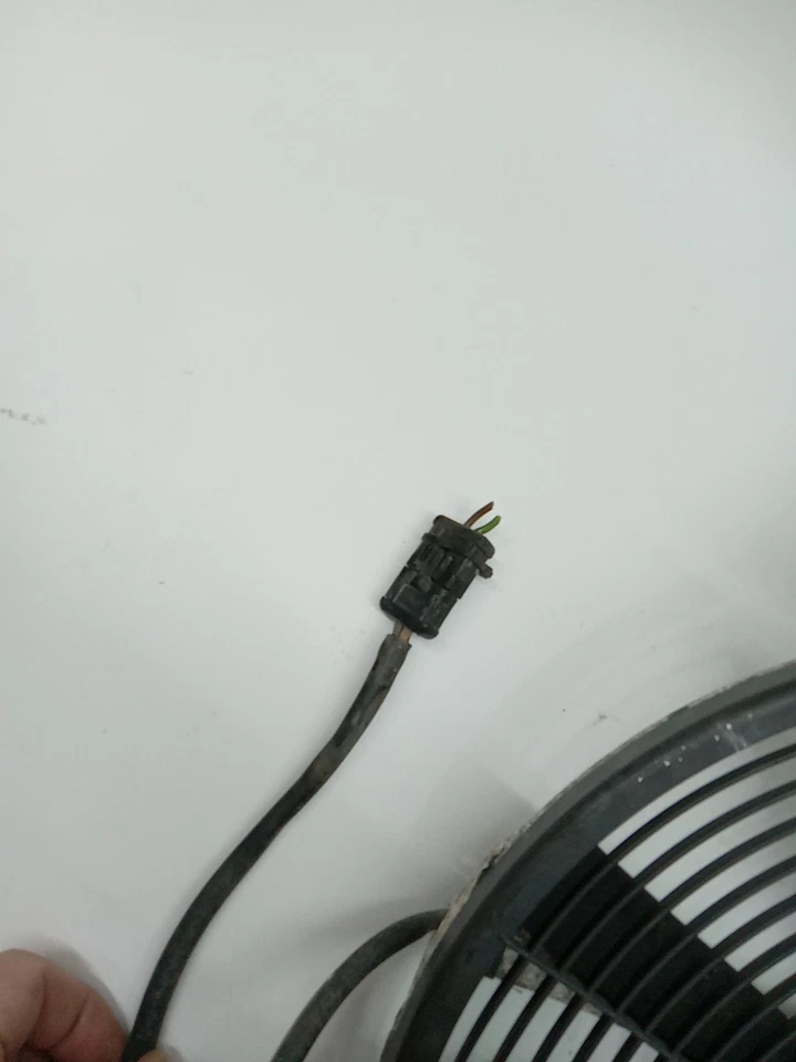 Dodge Sprinter 3500 2002-2006 furgoneta eléctrico auxiliar ventilador radiador fabricante de equipos originales Foto 2 de 4