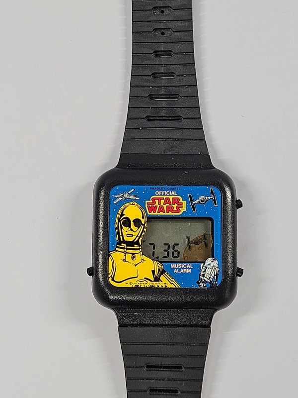BRADLEY 1982 OFFICIAL STAR WARS DIGITAL WATCH - VINTAGE MUSICAL ALARM - WORKING