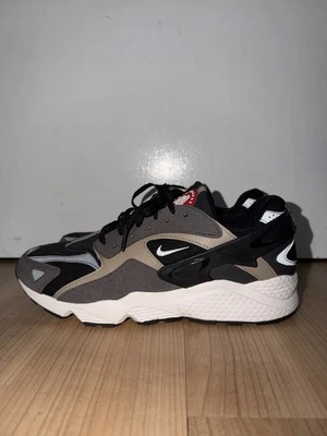 Nike Air Huarache Herren Sneaker, Größe EUR 44 - Bild 1 von 4
