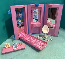 Vintage Barbie 1984 Fold-Out Mattel Playset Office Makeup Bedroom VGUC Blue Pink