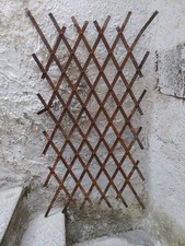 Antica Grata Inferriata ferro battuto chiodi ribattuti disegno a rombi cm 76X130