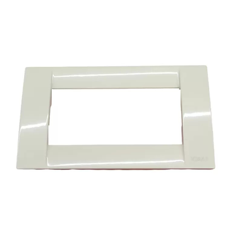 Vimar 16734.10 Placca Classica 4 Moduli Avorio Serie Idea