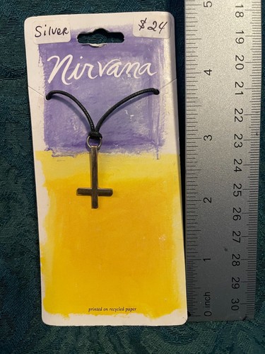 Umgekehrtes Kreuz des Heiligen Petrus Anhänger Halskette an Kordel