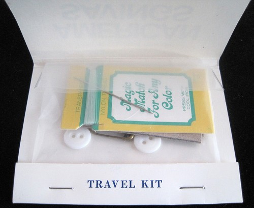 Vintage 1980s American Savings Bank Promotional Advertising Travel Sewing Kit - Picture 3 of 4
