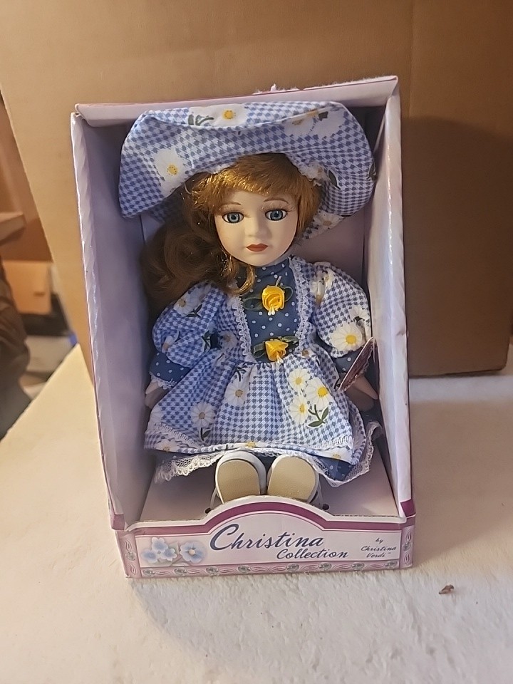 Vtg NOS Christina Collection Porcelain Doll 2000 by Christina