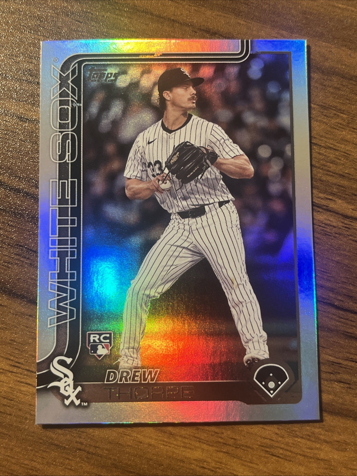 2025 Topps Series 1 - Drew Thorpe #320 Rainbow Foilboard (RC)