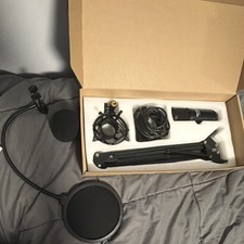 Neewer USB Microphone Kit, Adjustable Stand, Pop Filter, Black