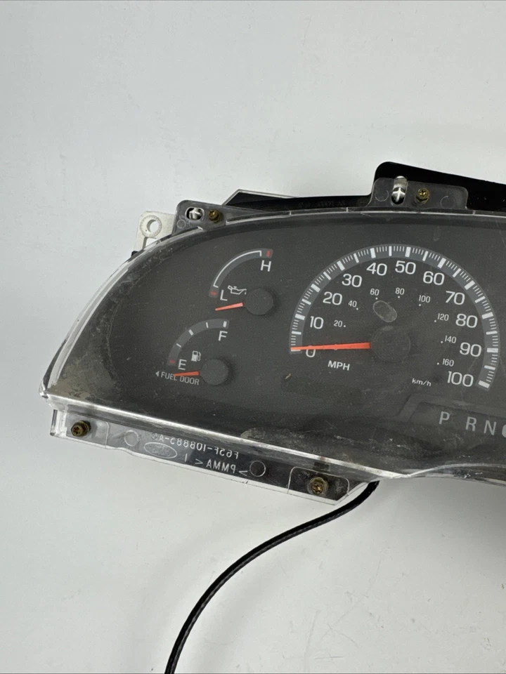 Cuadro de instrumentos velocímetro Ford Expedition 99-03 XL3F-10848-BB 150 k Foto 4 de 4