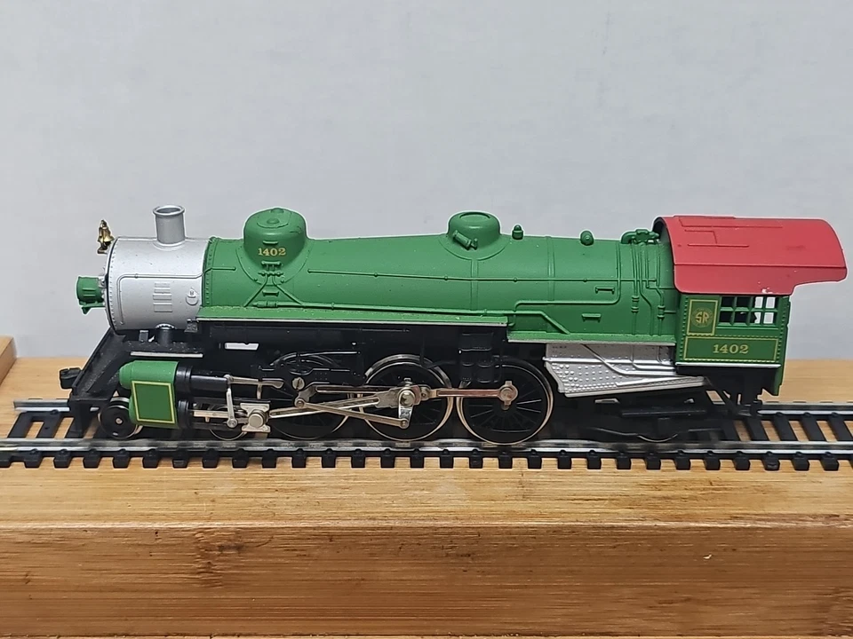 MODEL POWER 6648 Southern Pacific Steam Locomotive #1402 . - Image 2 of 4