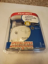 First Alert Carbon Monoxide Detector - New Old Stock - Sealed