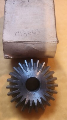 VINTAGE GENUINE NOS NLA BOLENS TROY-BILT 1713663 171-3663 BEVEL GEAR 23T [6495E]
