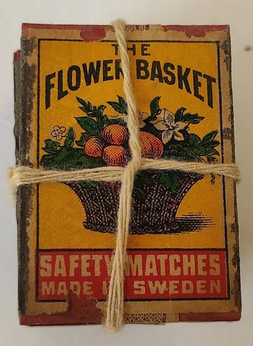 OLD BOX ''BRYANT & MAY Ltd'' LONDON, LIVERPOOL& GLASGOW WITH CASE,OTHERS 21 NO - Picture 10 of 24