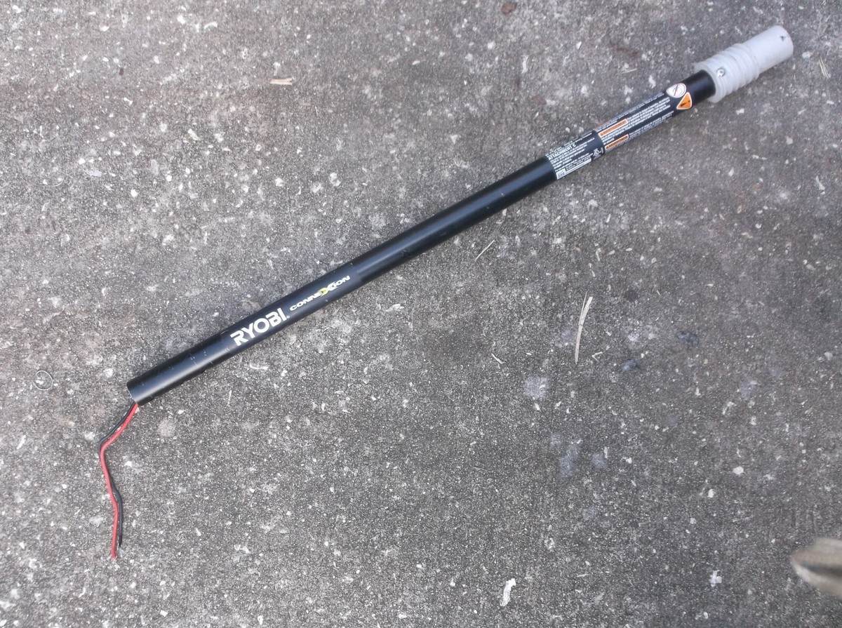 310896001 Male Electric Connecting Off a Ryobi RY40022