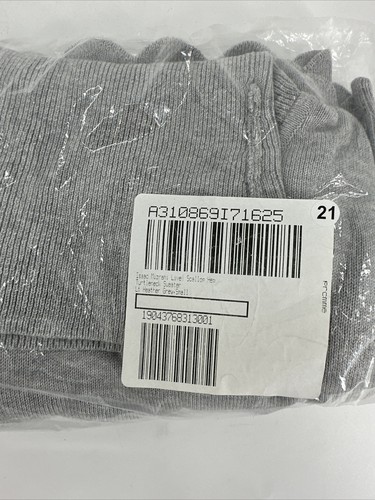 Isaac Mizrahi Women's Live! Scallop Hem Turtleneck Sweater Light Grey Size Small - Picture 4 of 6