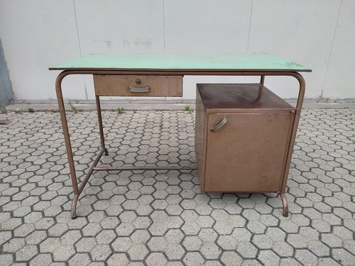 Scrivania vintage in ferro / Banco scrivania - Foto 2 di 9