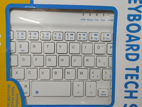 Hello By Design White Standalone Wireless Tech Set Keyboard With Tablet Stand - Picture 3 of 7