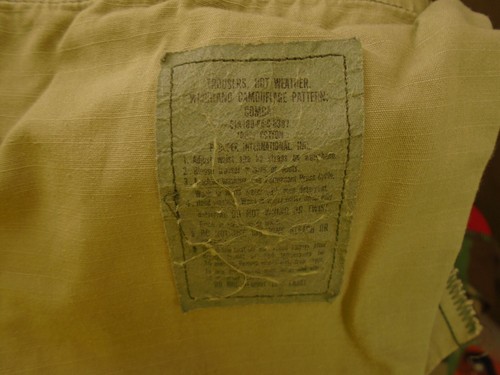 Pantalones de camuflaje militares de Estados Unidos BDU pantalones clima cálido medianos regulares 1986 109-N - Imagen 11 de 12