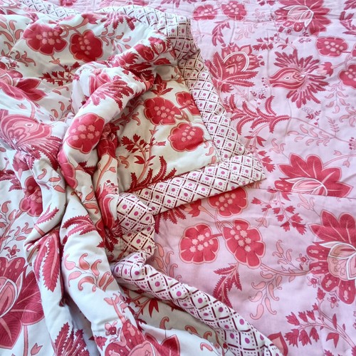 King Size Red & Pink Reversible Bedspread Quilted Cotton Throw Q24/1 - Picture 12 of 12
