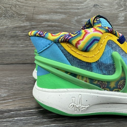 Nike Shoes Boy Size 5c Todder Kyrie 8 SE TD Baltic Blue Green Basketball sneaker - Picture 4 of 17