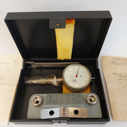Vintage USSR Soviet Dial Indicator ИЧ 10 МН 0,01mm Valve NOS - Complete VAZ - Picture 2 of 13