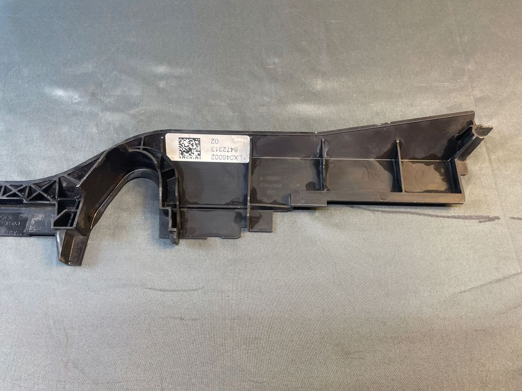BMW X5 E70 2008 Diesel Top engine cover trim 10629617 DGJ812