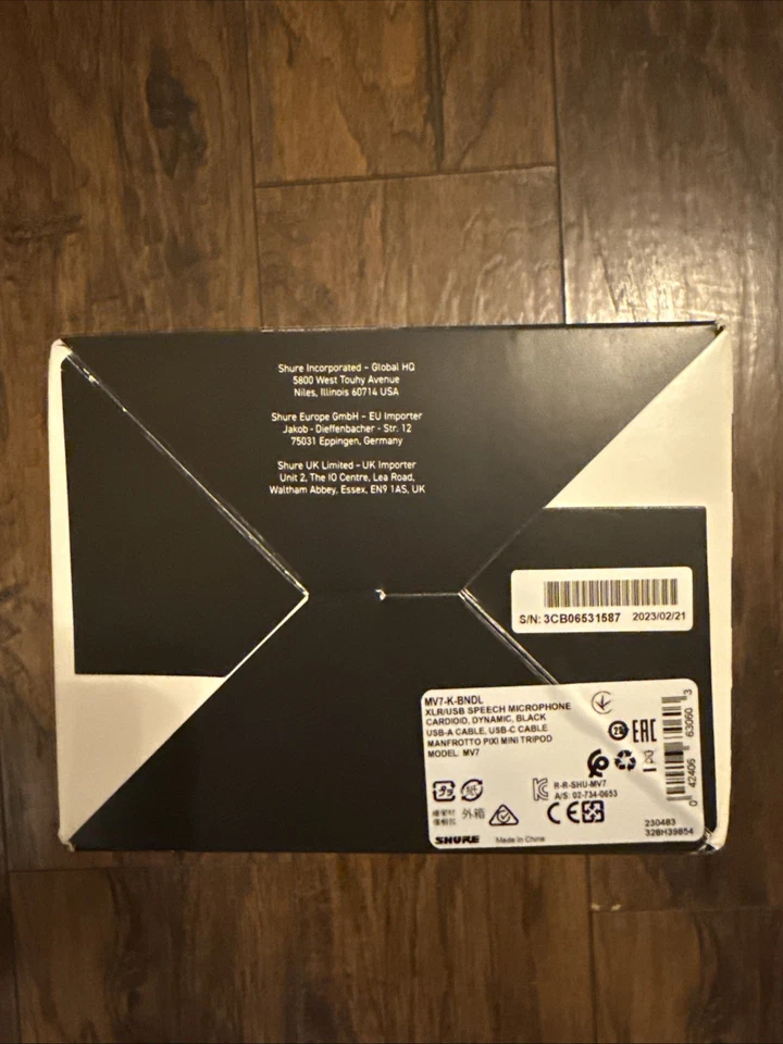 Shure MV7 USB Microphone with Manfrotto Pixi Mini Tripod Set - (MV7-K-BNDL) - Image 4 of 4