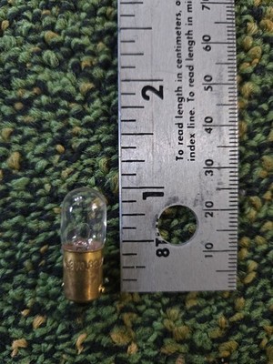 Halco 755 6.3V 0.33CP Bulb