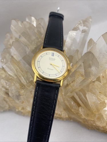 TITAN CLASSIQUE QUARZ CREME ZIFFERBLATT INDIEN 30MM VOLL FUNKTIONSFÄHIG VINTAGE UHR - Bild 1 von 13