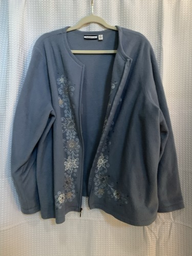Croft And Barrow Womens 2x Blue Polyester Embroidered Zip up Cardigan