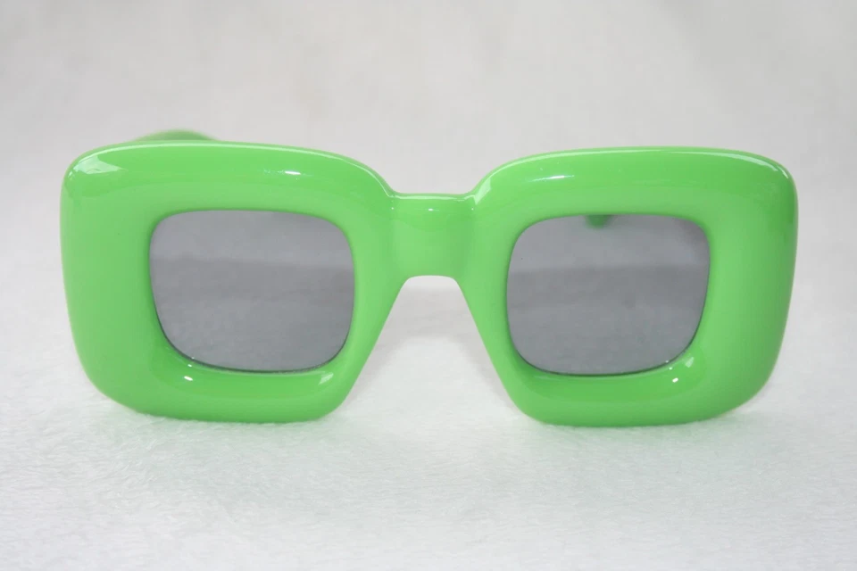 VTG NEW WAVE BIG SQUARE GREEN SUNGLASSES ROCK STAR GO-GO CHUNKY ODD COOL SHADES - Image 3 of 4