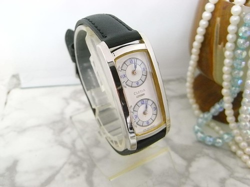 CITIZEN CLETIA Dual Ladies Used Watch with New Strap and Battery Replaced - Picture 3 of 9