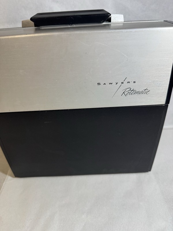 Vintage 1963 Sawyer's Rotomatic Model 700 Projector