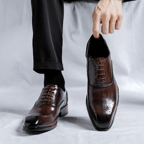 Zapatos de cuero marrón, atuendo formal, informales, traje de cabeza cuadrada, zapatos de novio Foto 3 de 4