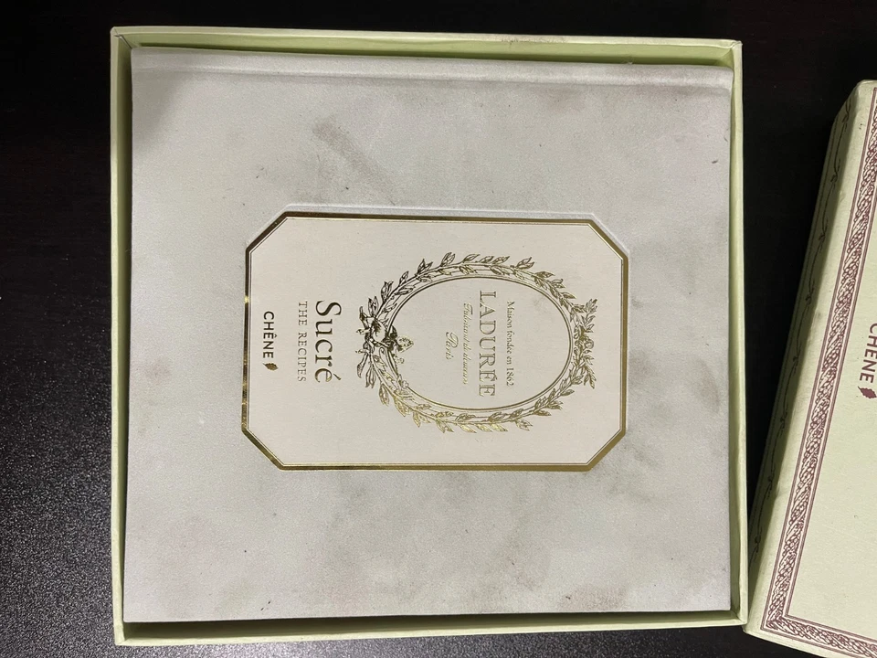 Laduree: The Sweet Recipes Kerrin Rousset, Philippe Andrieu Foto 2 de 3